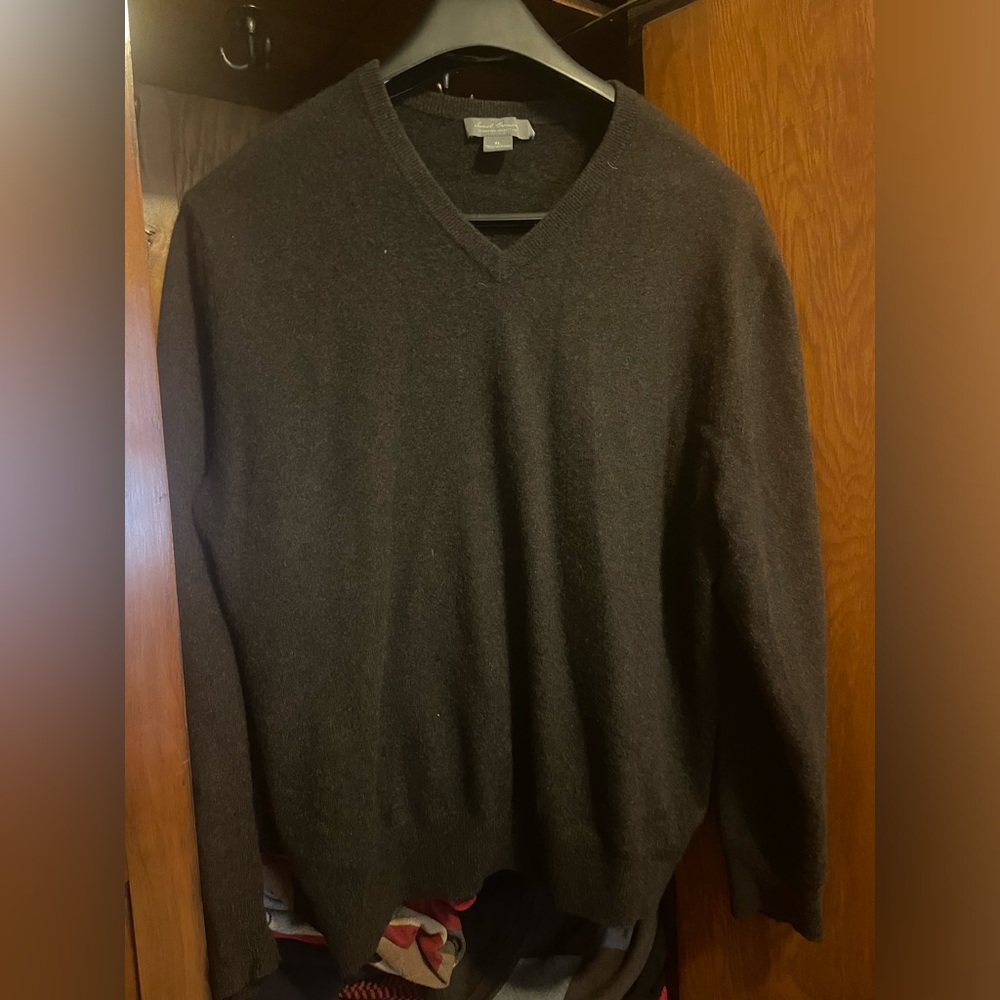 Daniel Cremieux 100% cashmere sweater, size XL